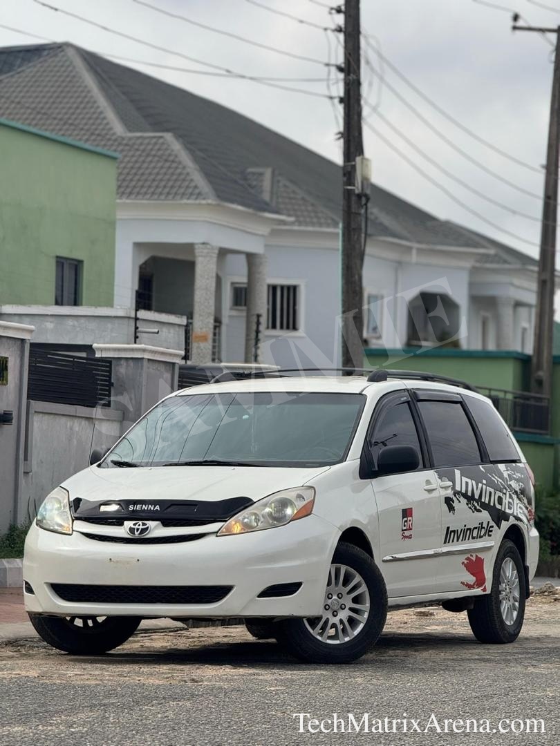 2008 Toyota Sienna