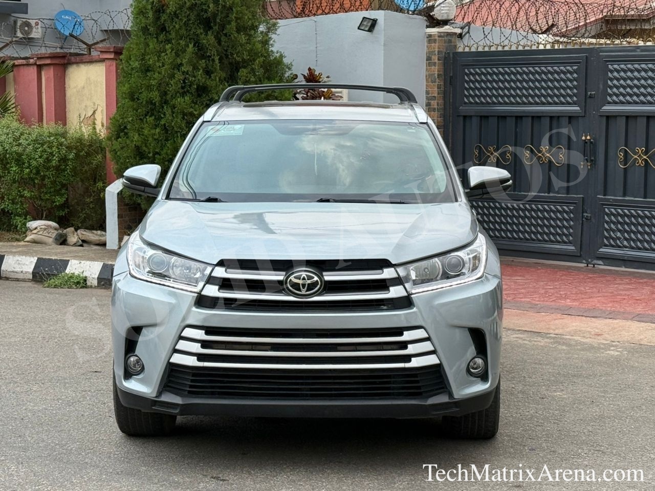 2014 TOYOTA Highlander