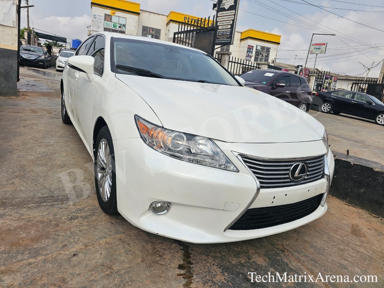 2014 LEXUS ES