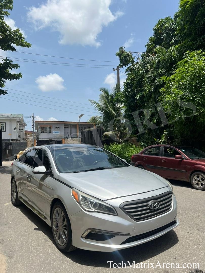 2015 HYUNDAI Sonata