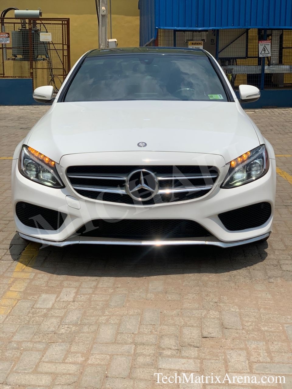 2016 MERCEDES-BENZ C300